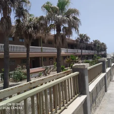 Residencial Chari 1-bedroom ポリス・デ・アボナ